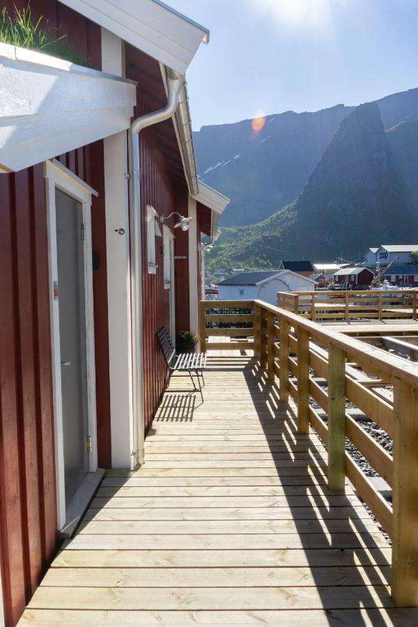 Madelhea Cabin- Seaview Lodge Reine Exteriör bild